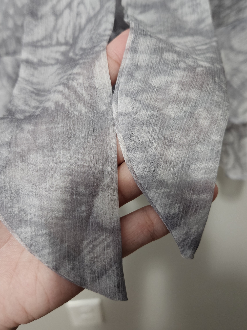Gray Patterned Long-Sleeve Ruffle Dress - Picture 10 of 14